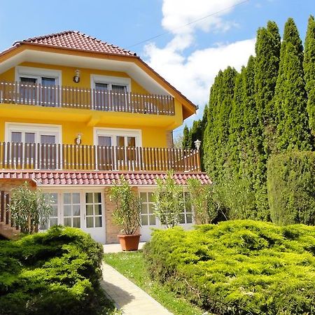 Magyar Apartmanhaz Iv. Zalakaros Exteriér fotografie